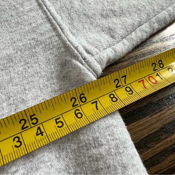 Vale Men’s Heart Sucker Imperfect & Unlucky Grey Crewneck Sweater - Picture 6 of 9